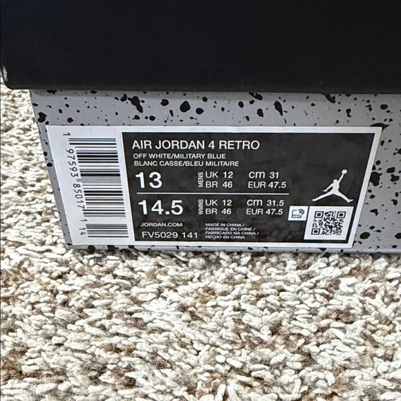 Jordan Retro 4 Military